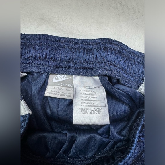 Vintage Boys Tear away Nike Track Pants - Picture 10 of 13